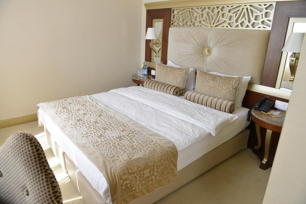 גאלבה Qafqaz Karvansaray Hotel מראה חיצוני תמונה
