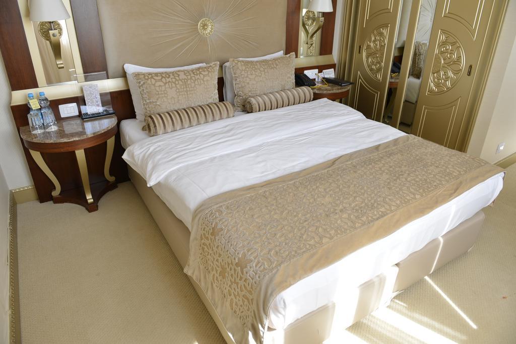 גאלבה Qafqaz Karvansaray Hotel מראה חיצוני תמונה
