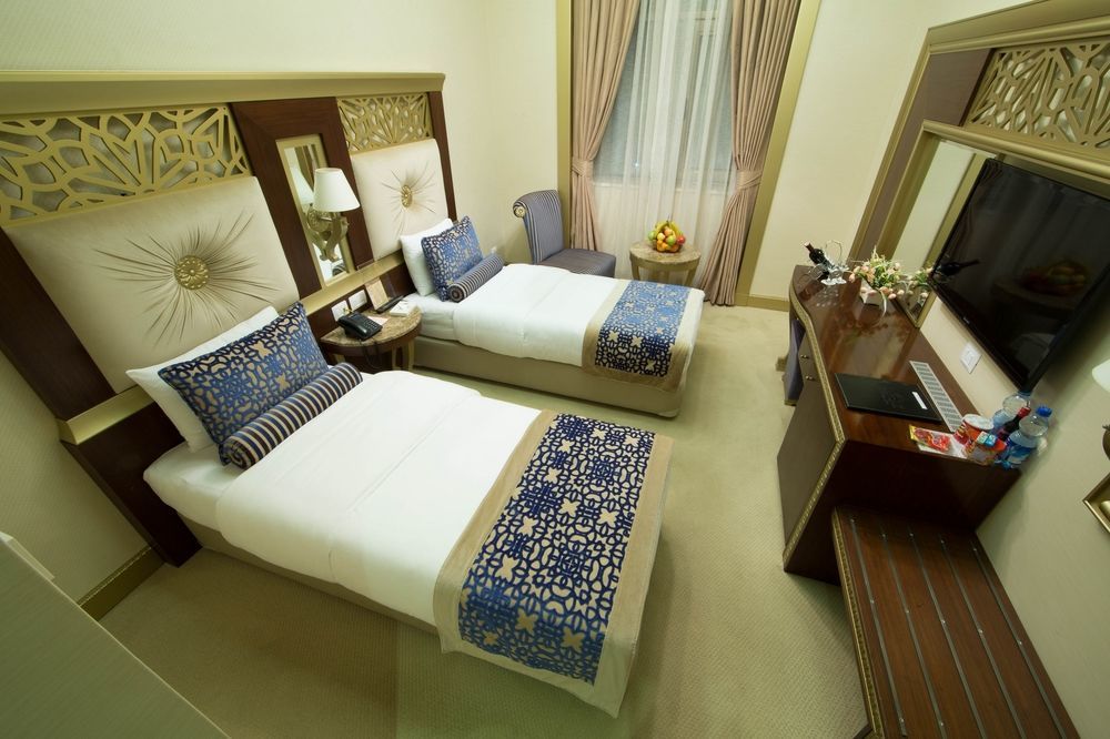 גאלבה Qafqaz Karvansaray Hotel מראה חיצוני תמונה