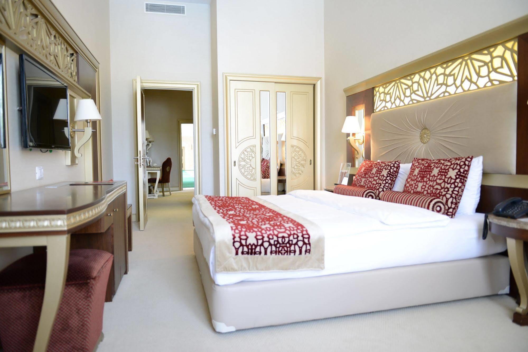 גאלבה Qafqaz Karvansaray Hotel מראה חיצוני תמונה